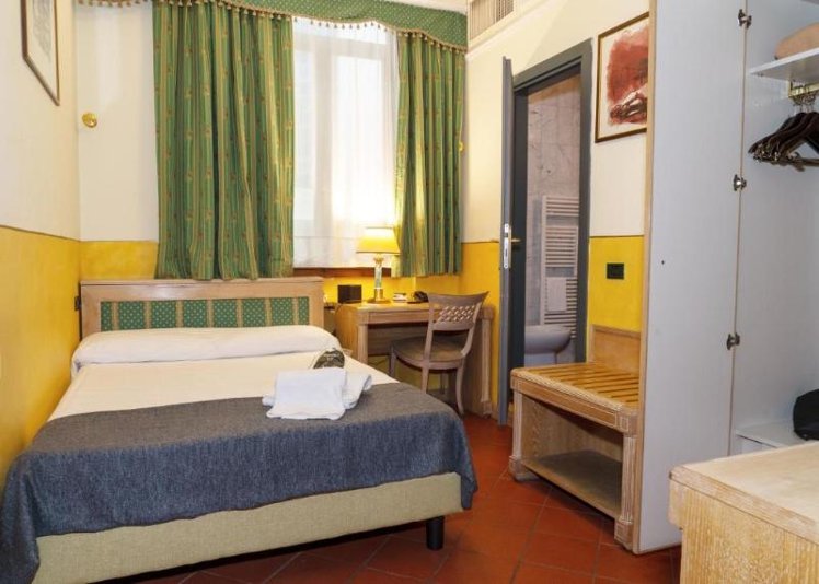 DOUBLE ECONOMY Room