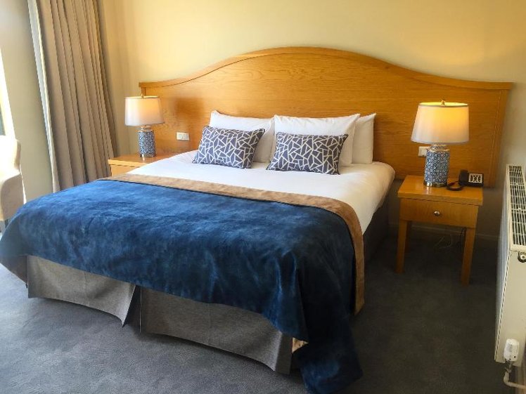 DOUBLE STANDARD Room