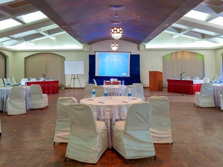 Nanu Beach Resort & Spa, Betalbatim