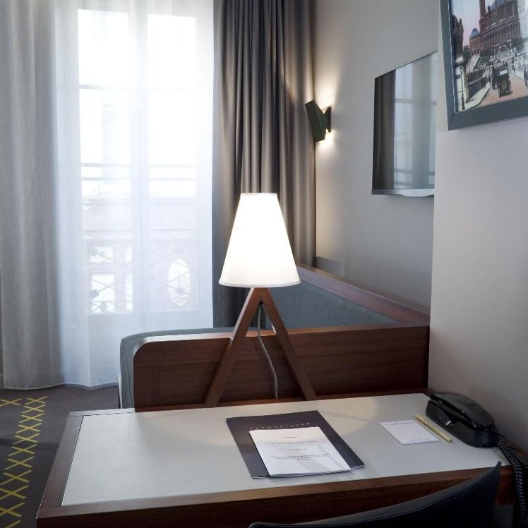 DOUBLE ONE BED Room