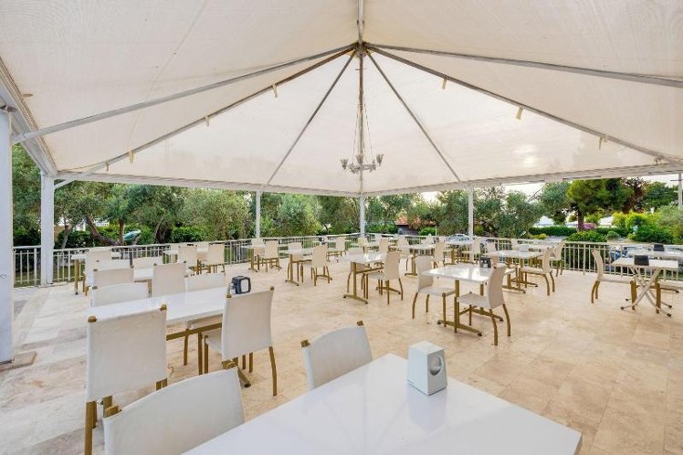 Hanedan Beach Hotel
