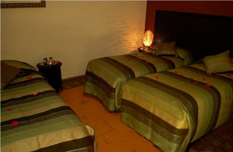 TRIPLE STANDARD Room