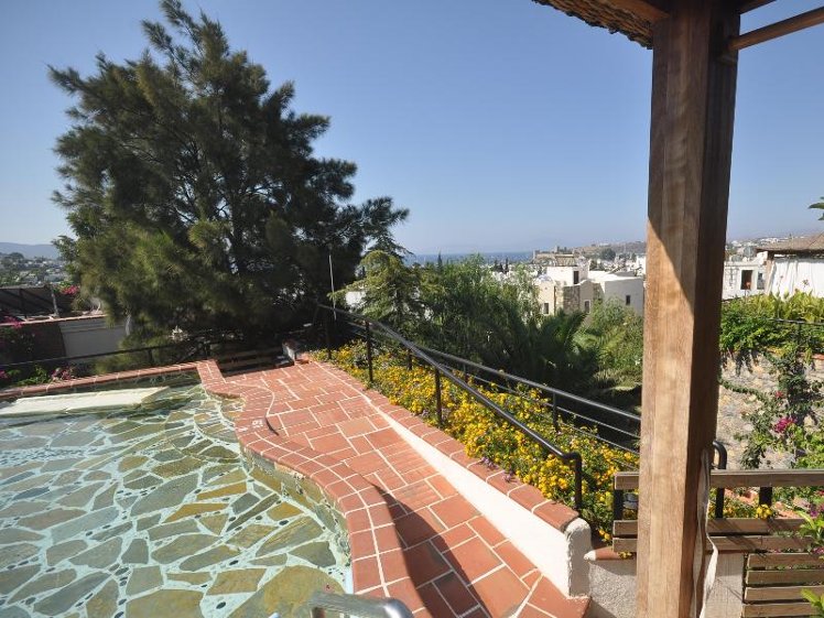 El Vino Hotel Suites