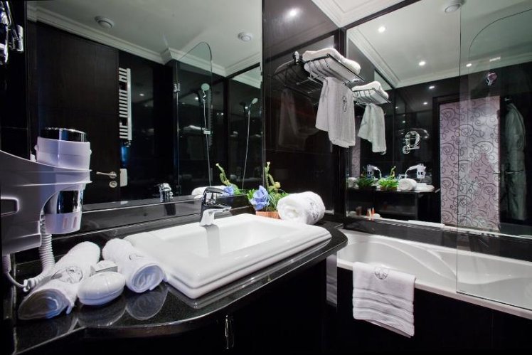 SUITE DELUXE Room