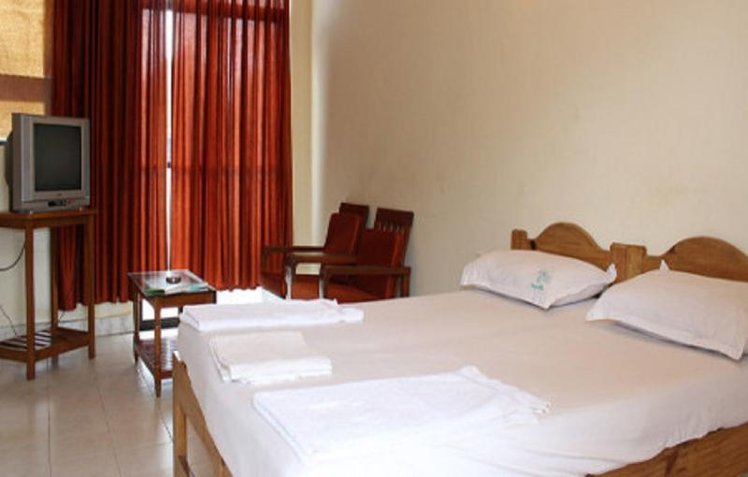 DOUBLE STANDARD Room