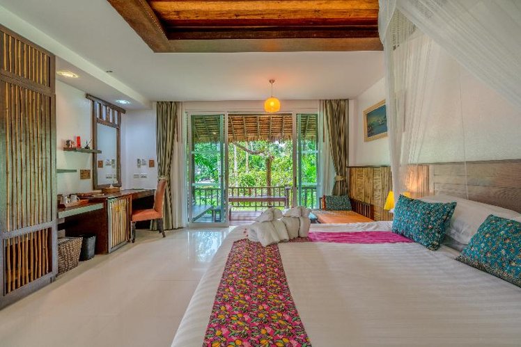 DOUBLE DELUXE MOUNTAIN VIEW Room