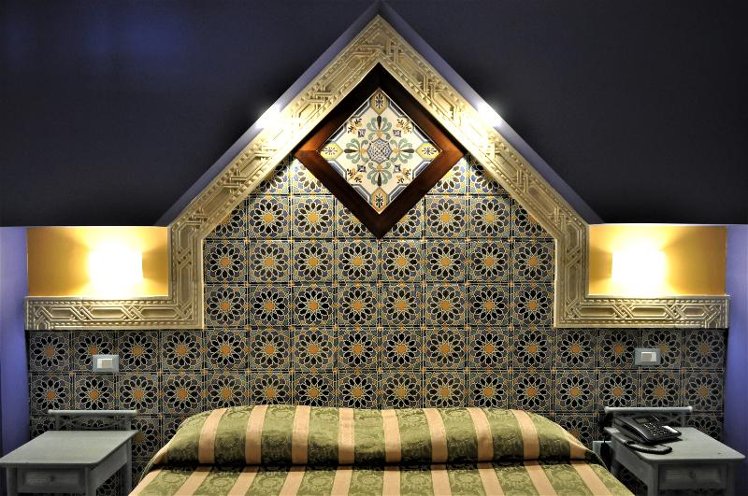 DOUBLE STANDARD Room