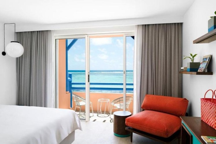 DOUBLE KING SIZE BED Room