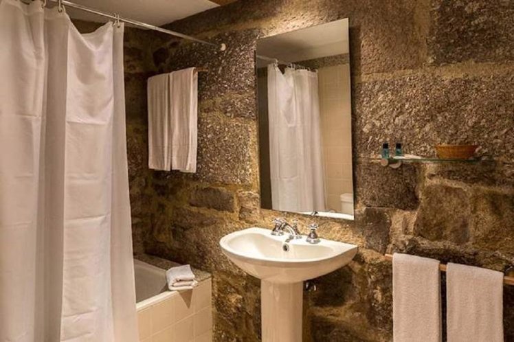 DOUBLE STANDARD Room