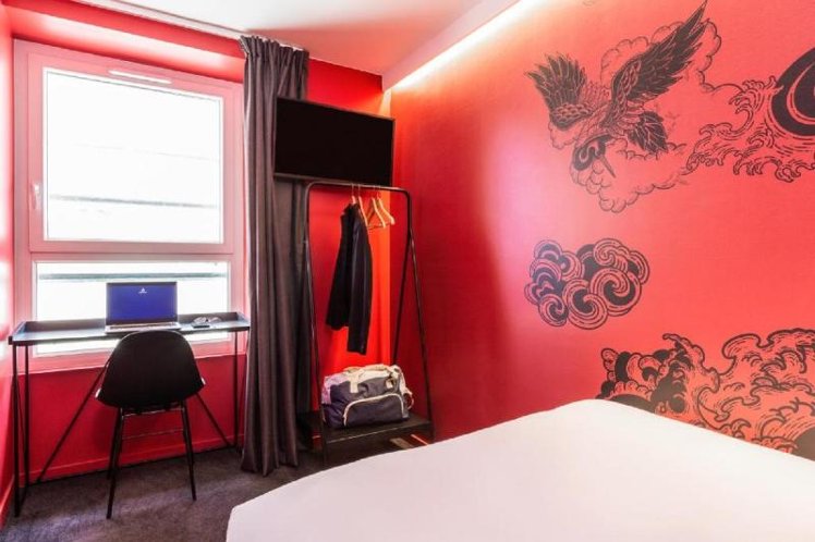 SINGLE STANDARD Room