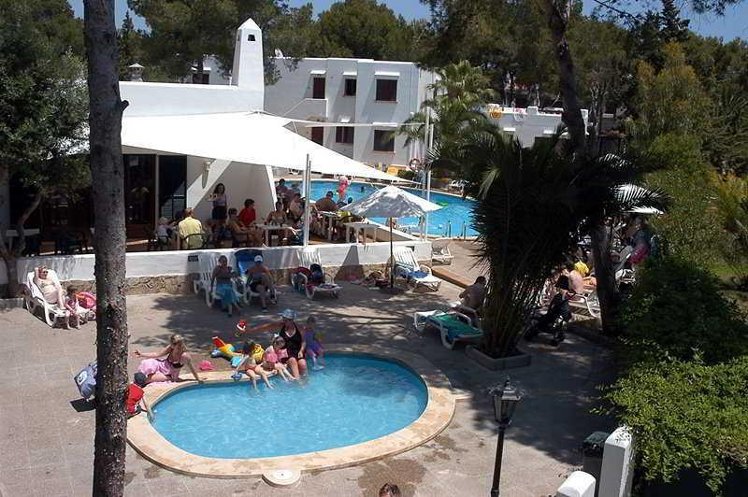 Club Cala D'Or Apts.