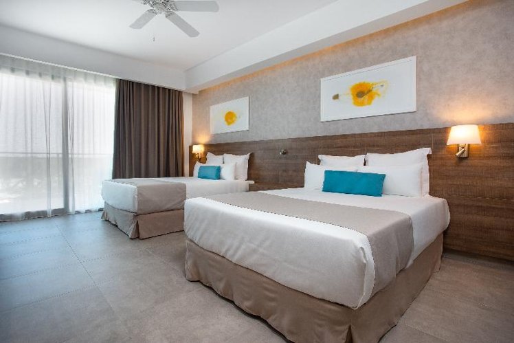 DOUBLE GARDEN VIEW Room