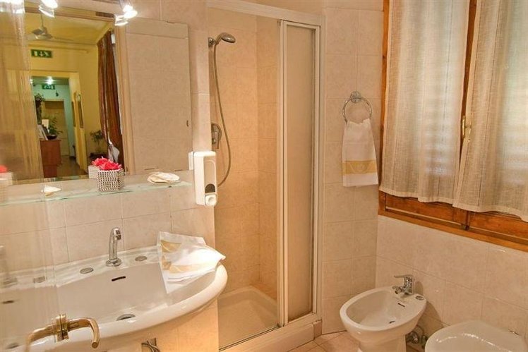 B&B Florence Room