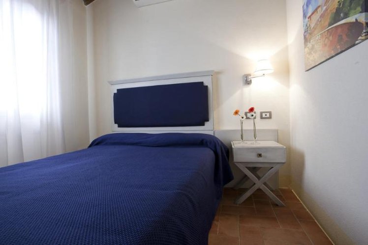 SINGLE STANDARD Room