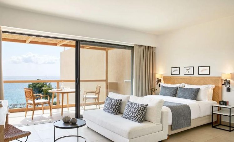 DOUBLE DELUXE Room