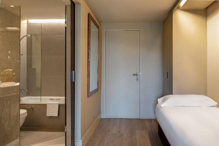 TWIN PREMIUM Room