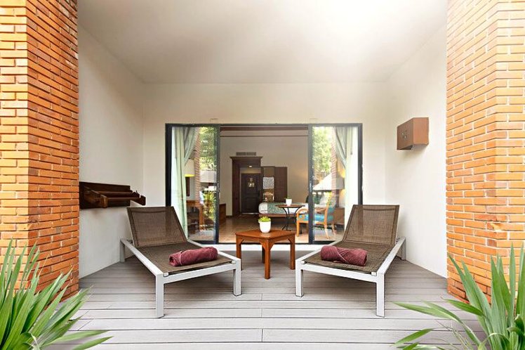Double or Twin DELUXE WITH TERRACE Room