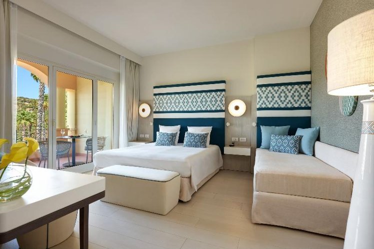 DOUBLE DELUXE Room
