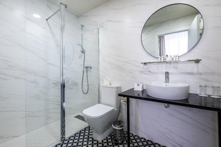 DOUBLE STANDARD Room