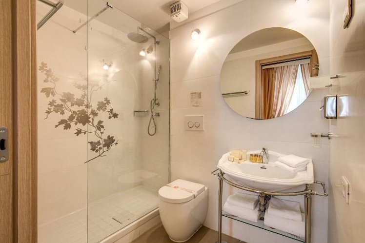 DOUBLE DELUXE EXECUTIVE Room