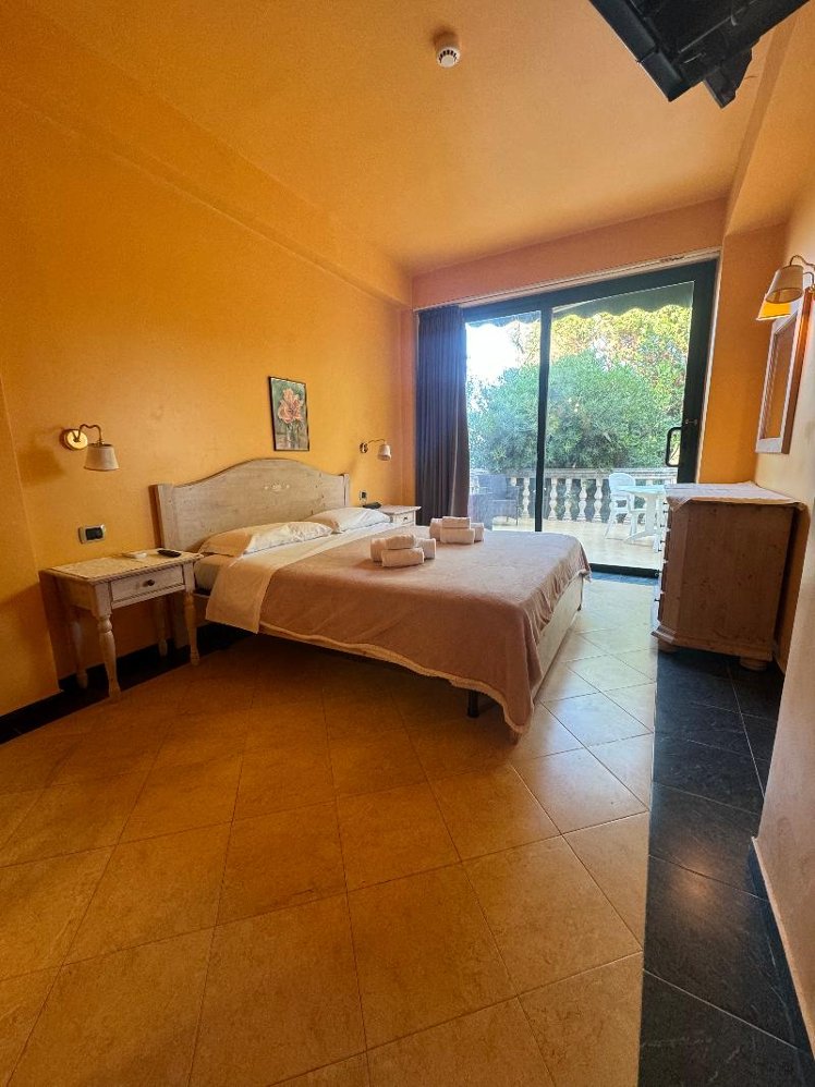 DOUBLE SEA VIEW WITH BALCONY Room