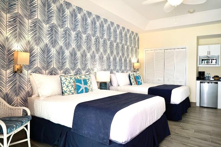 DOUBLE DELUXE WITH VIEWS Room