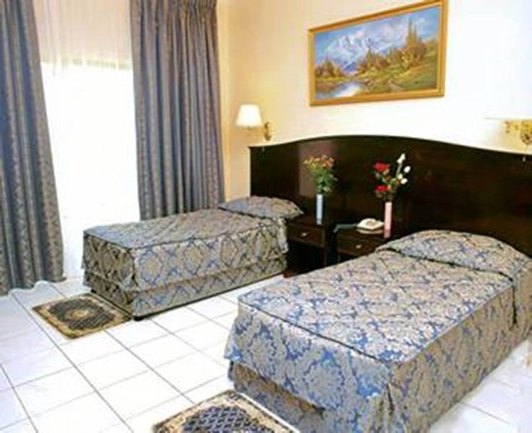 SINGLE STANDARD Room