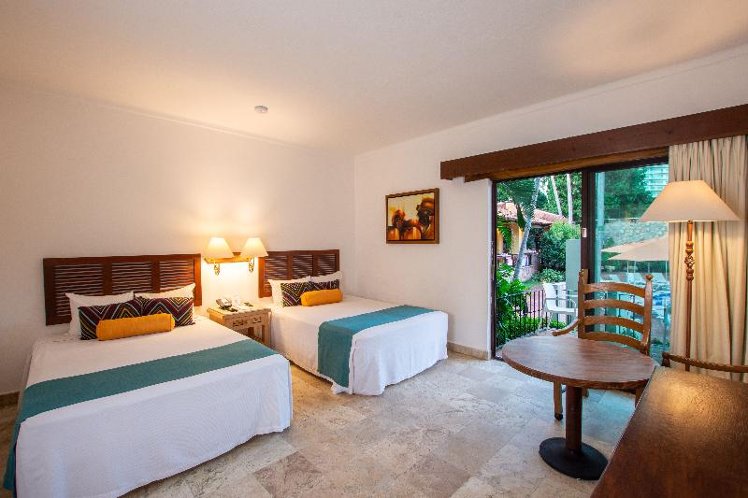 DOUBLE STANDARD Room