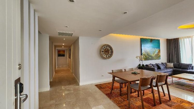 APARTMENT FOUR BEDROOMS ONE BATHROOM Room