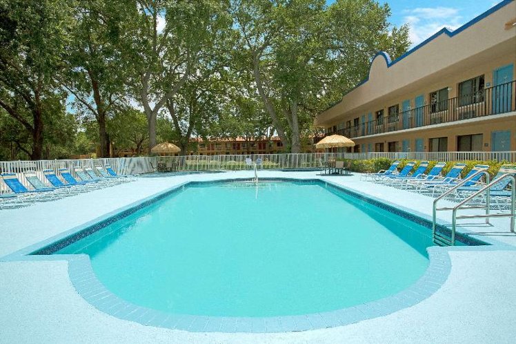 Stayable Suites Kissimmee West