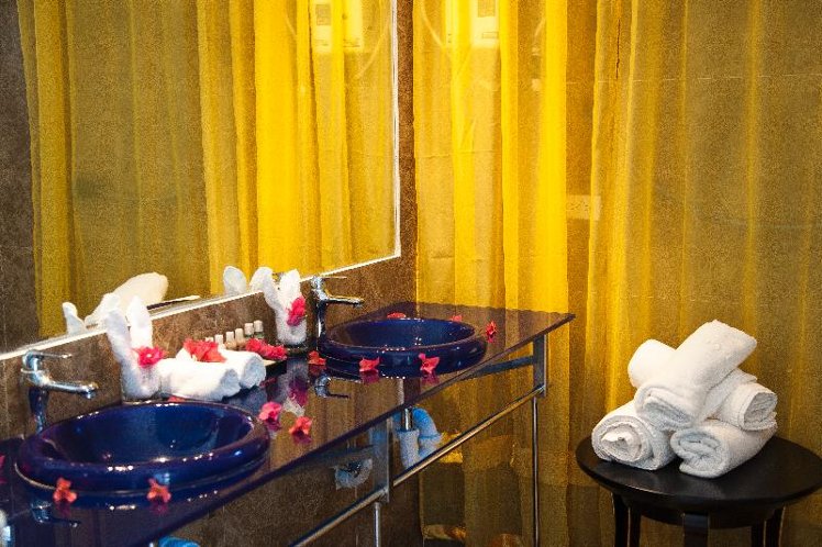 DOUBLE SUPERIOR Room