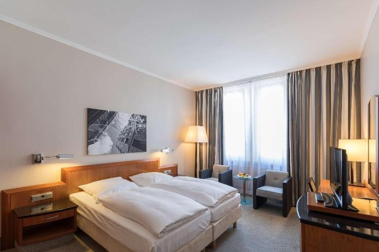 DOUBLE STANDARD Room