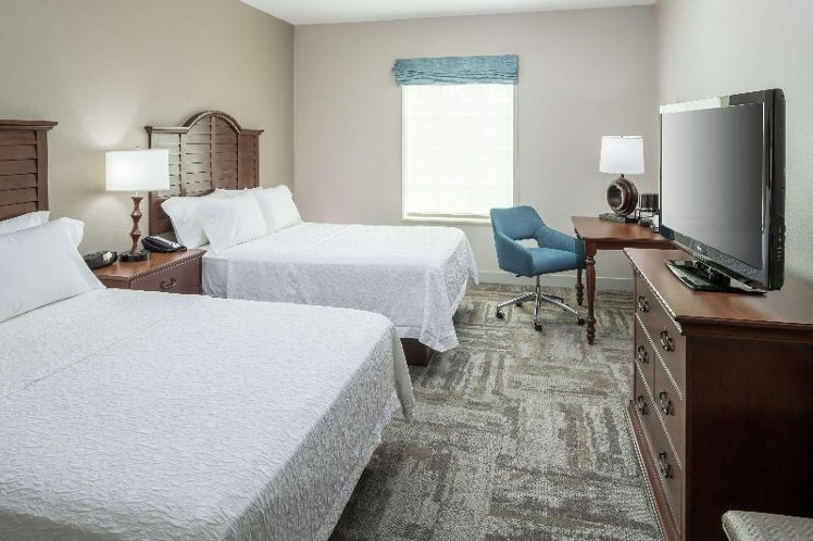DOUBLE TWO QUEEN BEDS Room