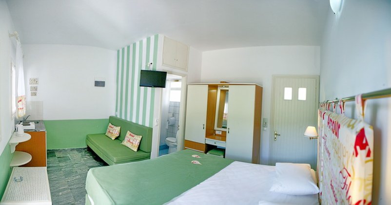 Double or Twin CAPACITY 3 Room