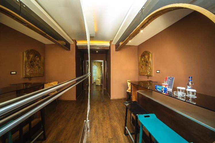 SUITE CAPACITY 3 Room