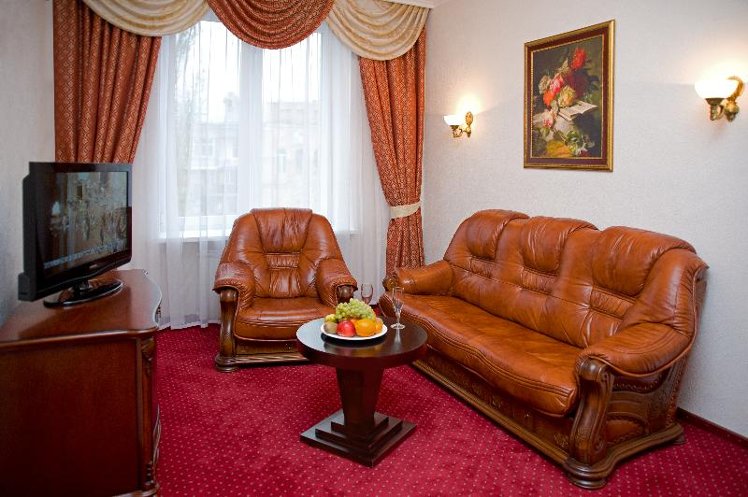 SUITE CAPACITY 1 Room