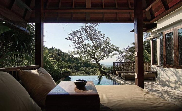 STUDIO POOL VIEW Room