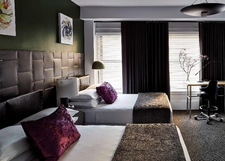 SUITE QUEEN SIZE BED Room