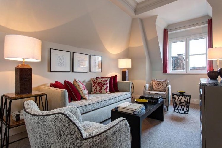 JUNIOR SUITE DELUXE Room