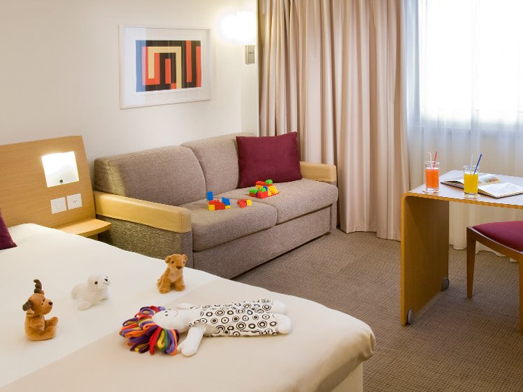 Novotel Zurich Airport Messe Hotel