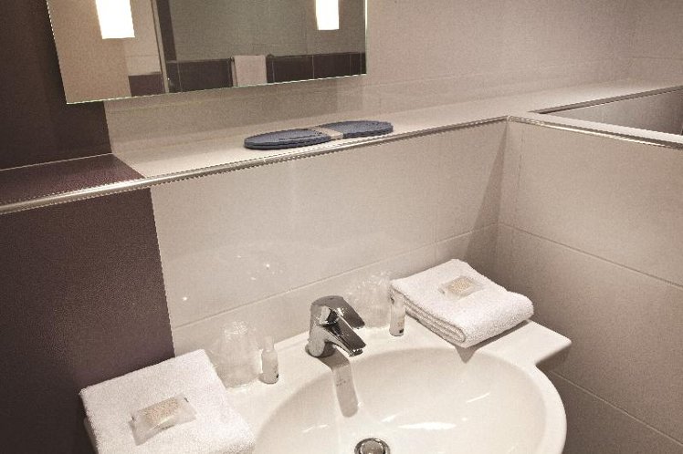 DOUBLE STANDARD Room