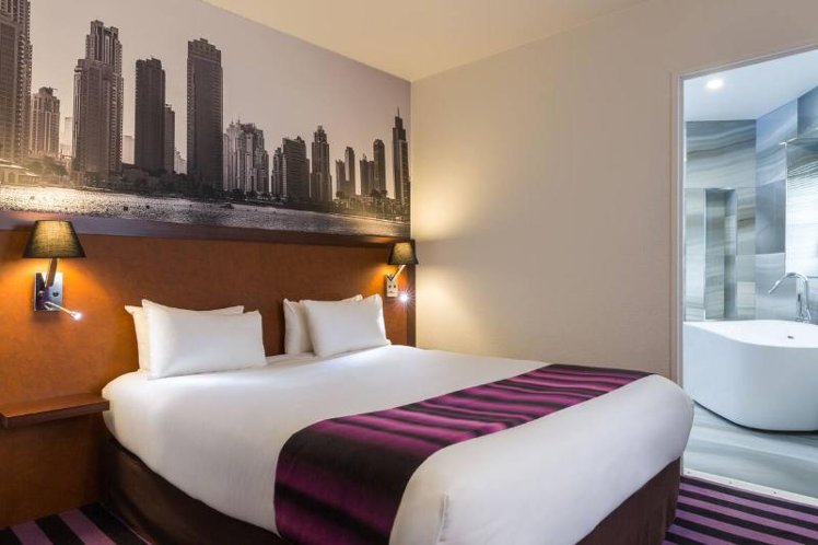 DOUBLE SUPERIOR Room