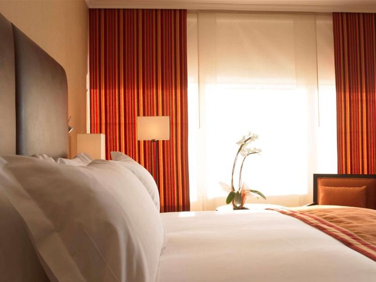 DOUBLE SUPERIOR Room
