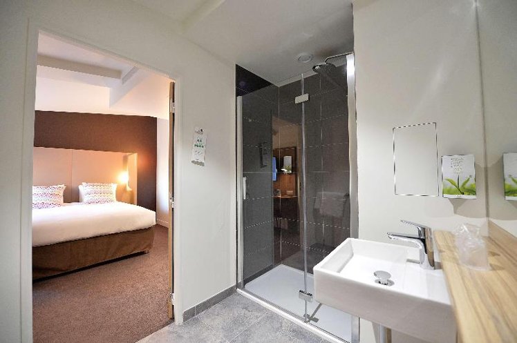 DOUBLE STANDARD Room