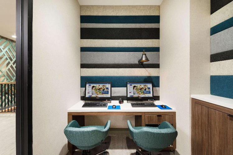 Hampton Inn & Suites Miami Wynwood Design District