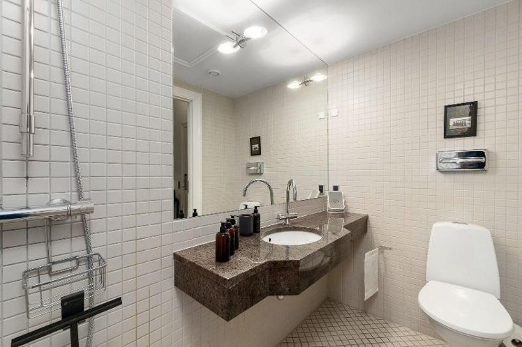 DOUBLE ECONOMY Room