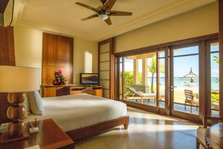 JUNIOR SUITE BEACH FRONT Room