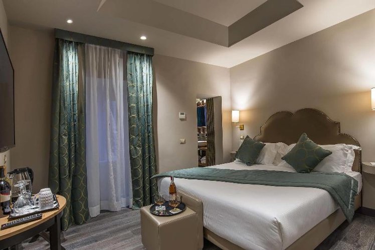 SUITE LUXURY Room