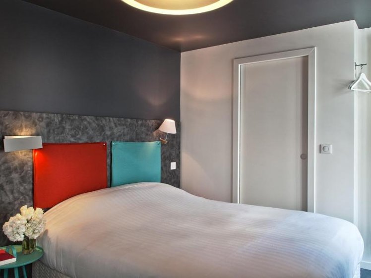 DOUBLE STANDARD Room