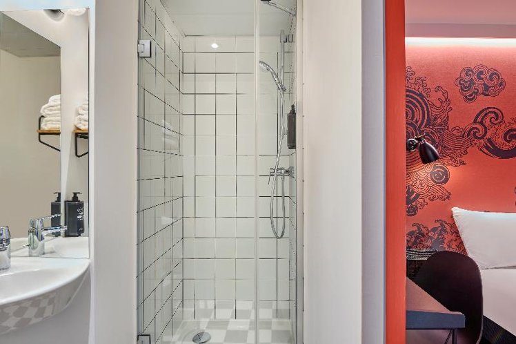 SINGLE STANDARD Room